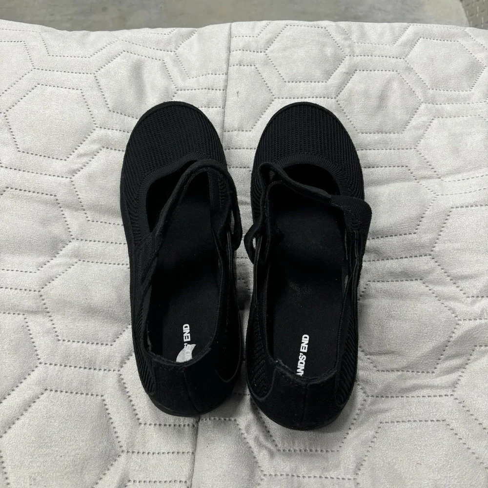 Land's End Mary Jane Girls Comfort Shoes Black NWOB New Size 7Y Adjustable Strap